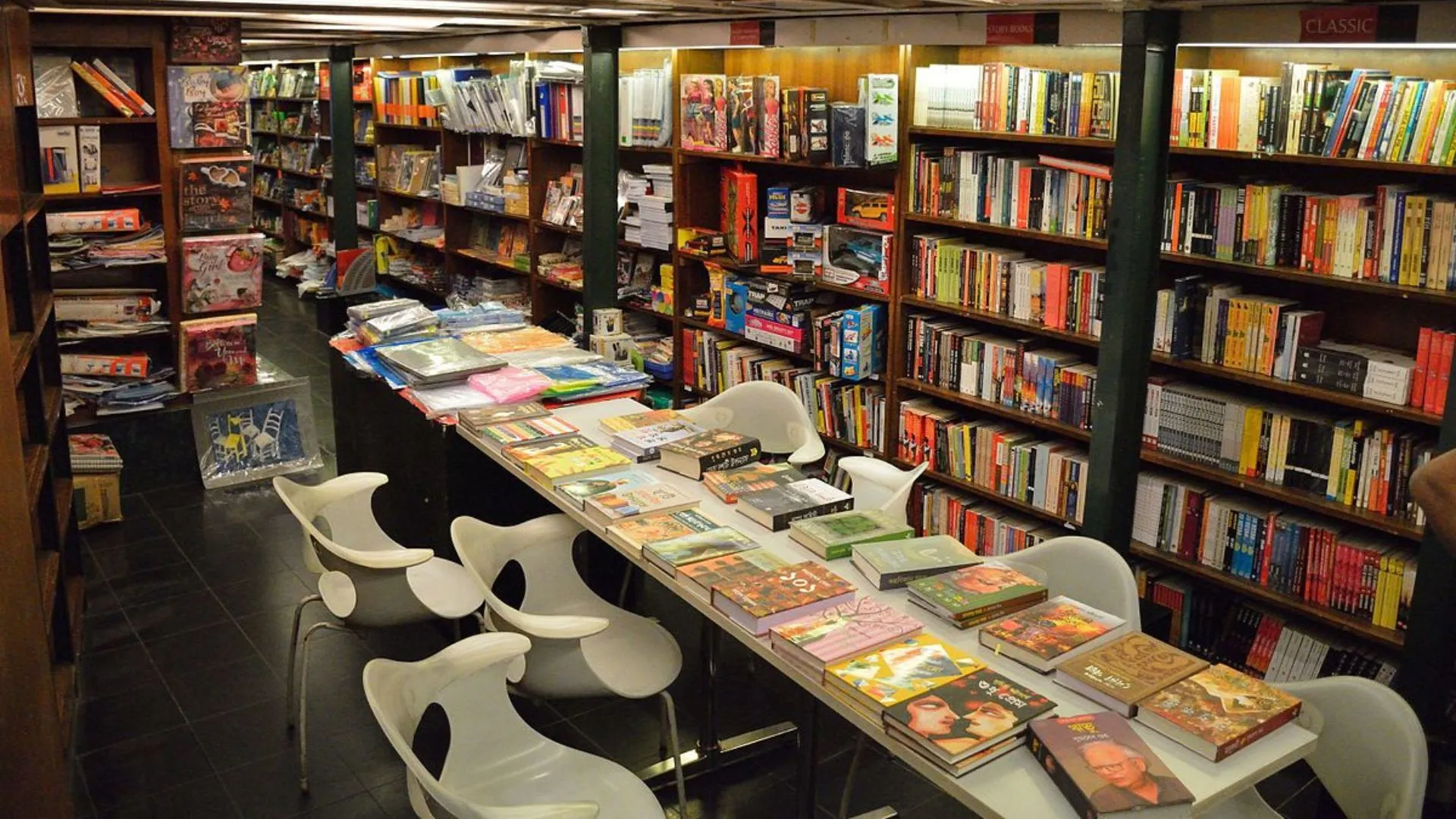 SEO Secrets for Udaipur Bookstores Standing Out Online